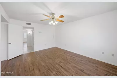 9710 W Hawthorn Court, Sun City, AZ 85351 - Photo 27