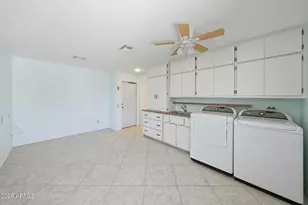 9710 W Hawthorn Ct, Sun City, AZ 85351 - Photo 31