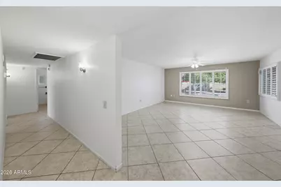 9710 W Hawthorn Court, Sun City, AZ 85351 - Photo 19