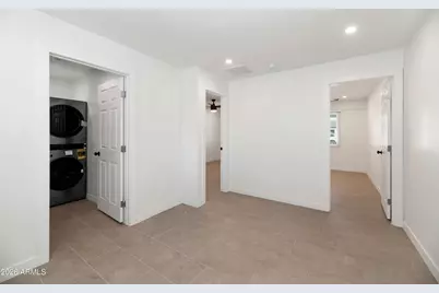 2601 E Harvard Street, Phoenix, AZ 85008 - Photo 23