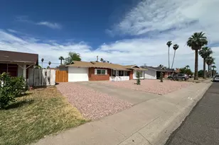 3606 W Stella Ln, Phoenix, AZ 85019 - Photo 5