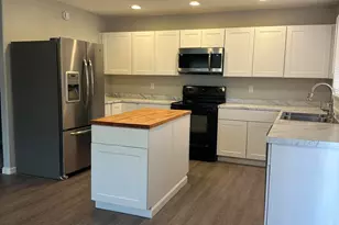 3606 W Stella Ln, Phoenix, AZ 85019 - Photo 13