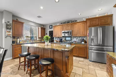 8996 W Potter Drive, Peoria, AZ 85382 - Photo 7