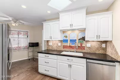 10154 W Loma Blanca Drive, Sun City, AZ 85351 - Photo 17