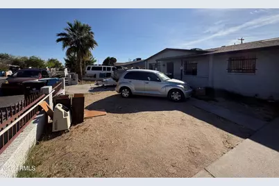 2324 N 48th Avenue, Phoenix, AZ 85035 - Photo 13