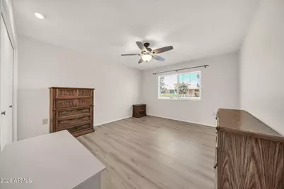 14026 N Thunderbird Boulevard, Sun City, AZ 85351 - Photo 17