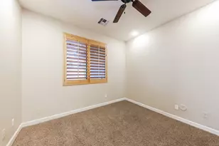 7064 W Antelope Dr, Peoria, AZ 85383 - Photo 9