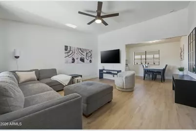 7824 E Navarro Avenue, Mesa, AZ 85209 - Photo 5