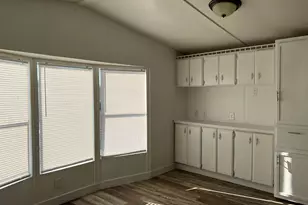 5811 N Fuchsia St, Casa Grande, AZ 85122 - Photo 9