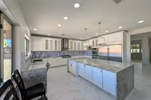 27321 N Gidiyup Trail, Phoenix, AZ 85085 - Photo 23