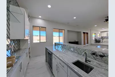 27321 N Gidiyup Trail, Phoenix, AZ 85085 - Photo 35