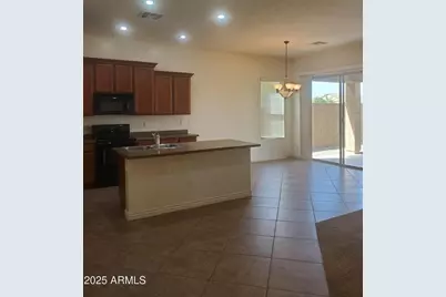 18188 W Paradise Lane, Surprise, AZ 85388 - Photo 3