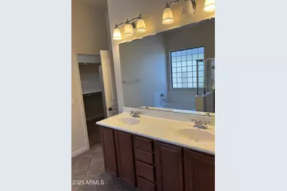18188 W Paradise Lane, Surprise, AZ 85388 - Photo 27