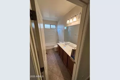 18188 W Paradise Lane, Surprise, AZ 85388 - Photo 9