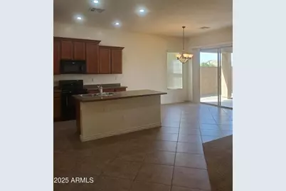 18188 W Paradise Lane, Surprise, AZ 85388 - Photo 3