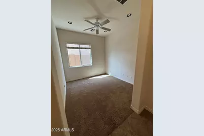 18188 W Paradise Lane, Surprise, AZ 85388 - Photo 19