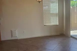 18188 W Paradise Ln, Surprise, AZ 85388 - Photo 7