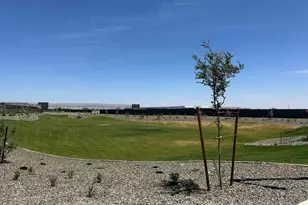 10161 N 156th Dr, Waddell, AZ 85355 - Photo 15