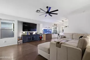 661 N Joshua Tree Ln, Gilbert, AZ 85234 - Photo 5