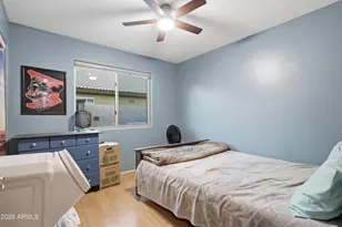 661 N Joshua Tree Ln, Gilbert, AZ 85234 - Photo 17