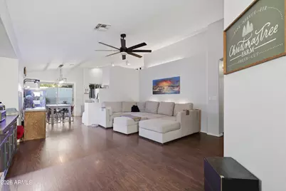 661 N Joshua Tree Lane, Gilbert, AZ 85234 - Photo 5