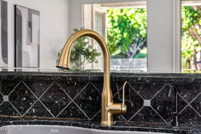 7034 W Rose Garden Lane, Glendale, AZ 85308 - Photo 9