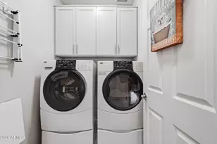 8607 E Desert Ln, Mesa, AZ 85209 - Photo 27