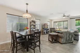 8607 E Desert Ln, Mesa, AZ 85209 - Photo 13