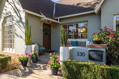 330 W Almeria Road, Phoenix, AZ 85003 - Photo 3