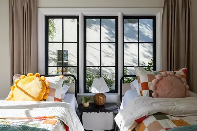 330 W Almeria Road, Phoenix, AZ 85003 - Photo 37