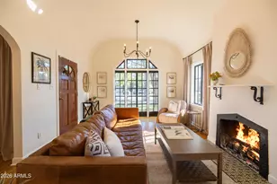 330 W Almeria Rd, Phoenix, AZ 85003 - Photo 7