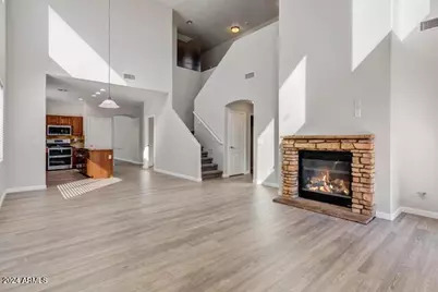 15441 W Shangri La Road, Surprise, AZ 85379 - Photo 9