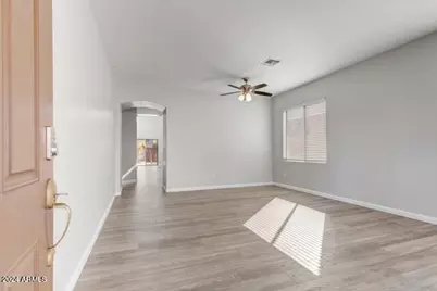 15441 W Shangri La Road, Surprise, AZ 85379 - Photo 5