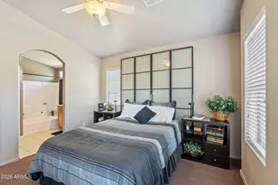 2725 E Mine Creek Rd, Phoenix, AZ 85024 - Photo 21