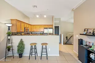 2725 E Mine Creek Rd, Phoenix, AZ 85024 - Photo 17