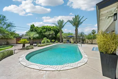 2117 W Windsor Avenue, Phoenix, AZ 85009 - Photo 47