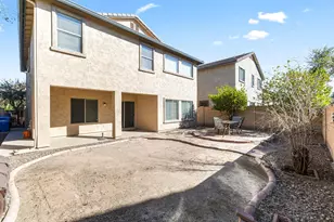 2535 W Lucia Dr, Phoenix, AZ 85085 - Photo 17