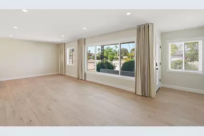 6819 E Paradise Parkway, Scottsdale, AZ 85251 - Photo 5