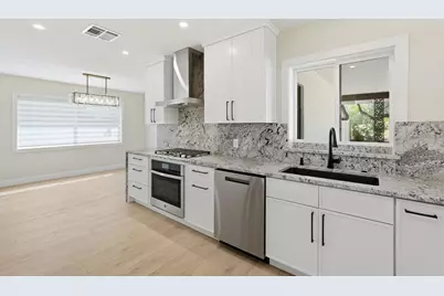 6819 E Paradise Parkway, Scottsdale, AZ 85251 - Photo 7