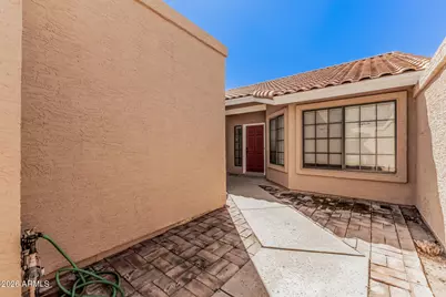 83 W Calle De Arcos --, Tempe, AZ 85284 - Photo 3