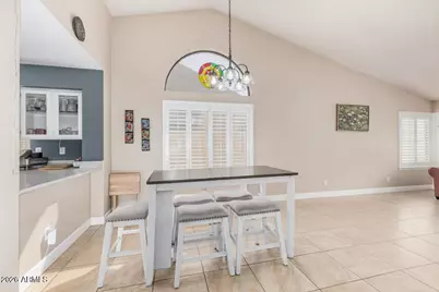 83 W Calle De Arcos --, Tempe, AZ 85284 - Photo 5
