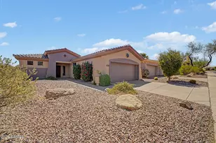 42108 N Anthem Heights Dr, Anthem, AZ 85086 - Photo 3