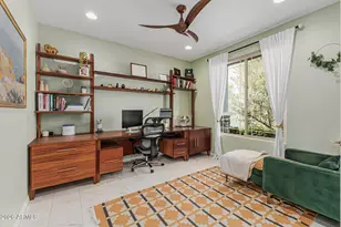 2517 E Novak Wy, Phoenix, AZ 85042 - Photo 5