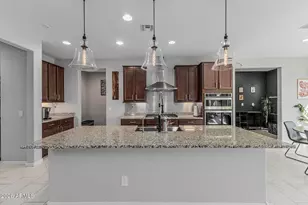 2517 E Novak Wy, Phoenix, AZ 85042 - Photo 15