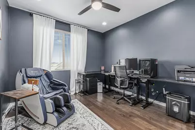 2517 E Novak Way, Phoenix, AZ 85042 - Photo 31