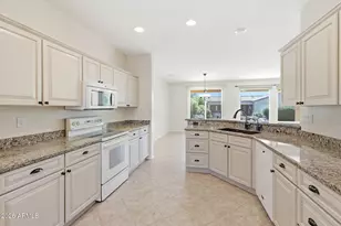 20693 N Glen Canyon Dr, Surprise, AZ 85387 - Photo 15