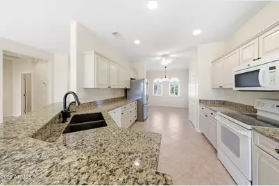 20693 N Glen Canyon Drive, Surprise, AZ 85387 - Photo 3