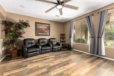 1817 E Beautiful Lane, Phoenix, AZ 85042 - Photo 9