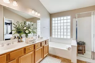 13256 W Wilshire Dr, Goodyear, AZ 85395 - Photo 3