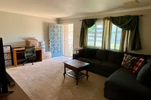 2439 W Freeway Ln, Phoenix, AZ 85021 - Photo 7